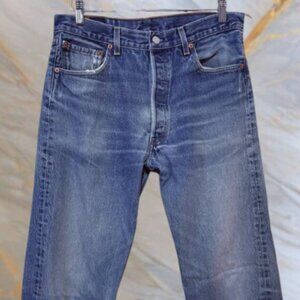Vintage Levi’s 501 Button-Fly Jeans • 34×34 • Made in USA • Straight Leg